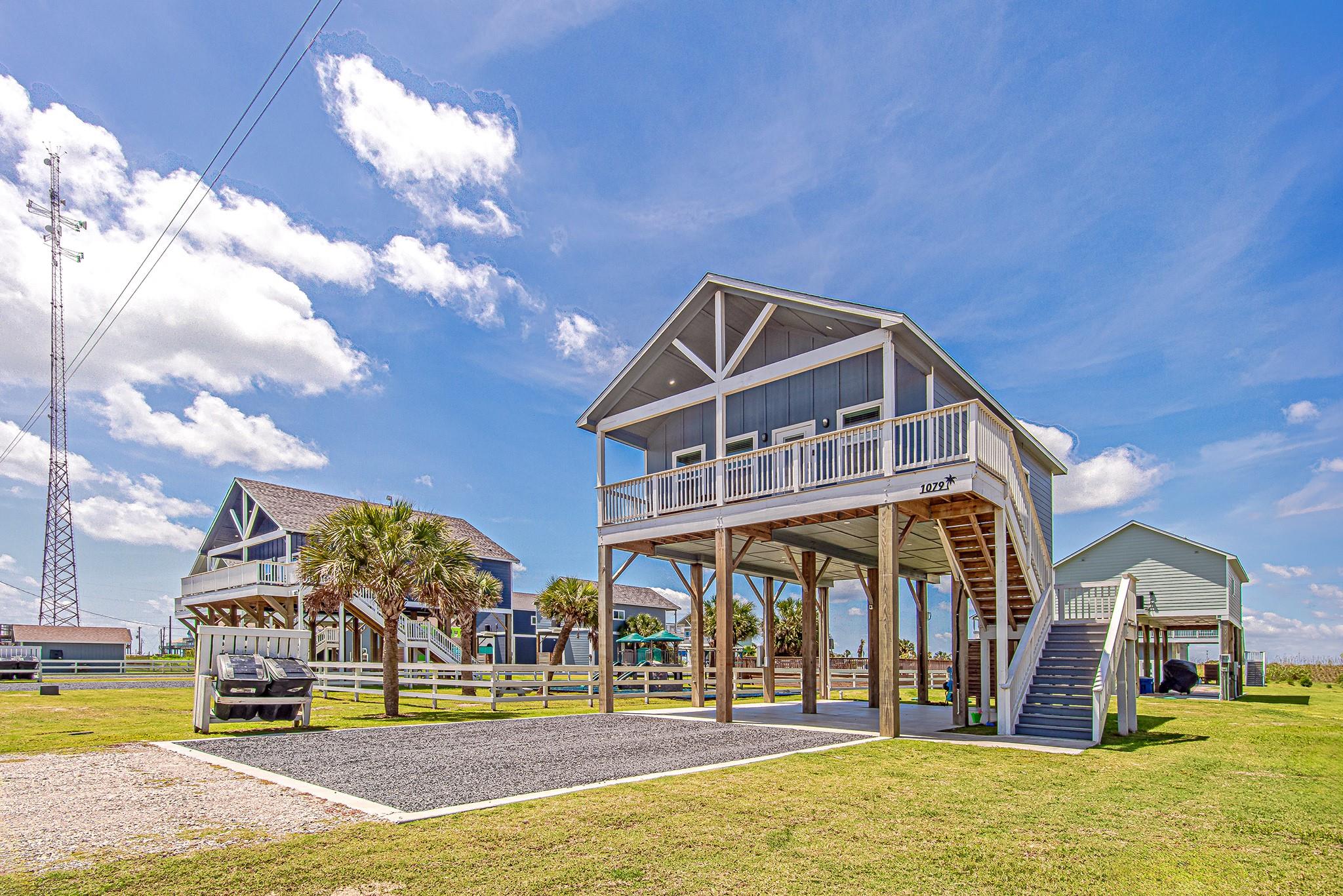 1079 Cedar Lane