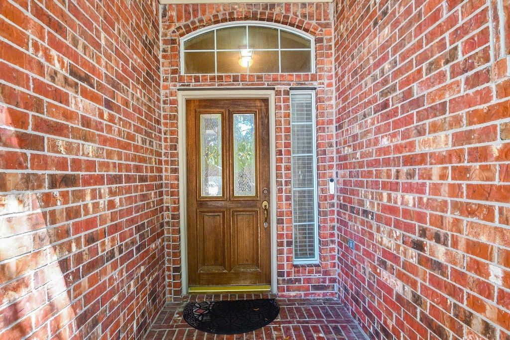 Photo of 5823 Knollwood Trail, Spring, TX 77373 (MLS # 36082072)