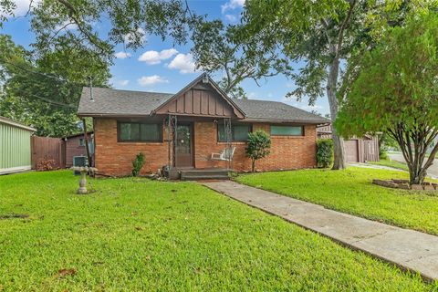 Photo of 7307 Parsons Street, Houston, TX 77012 (MLS # 47511393)