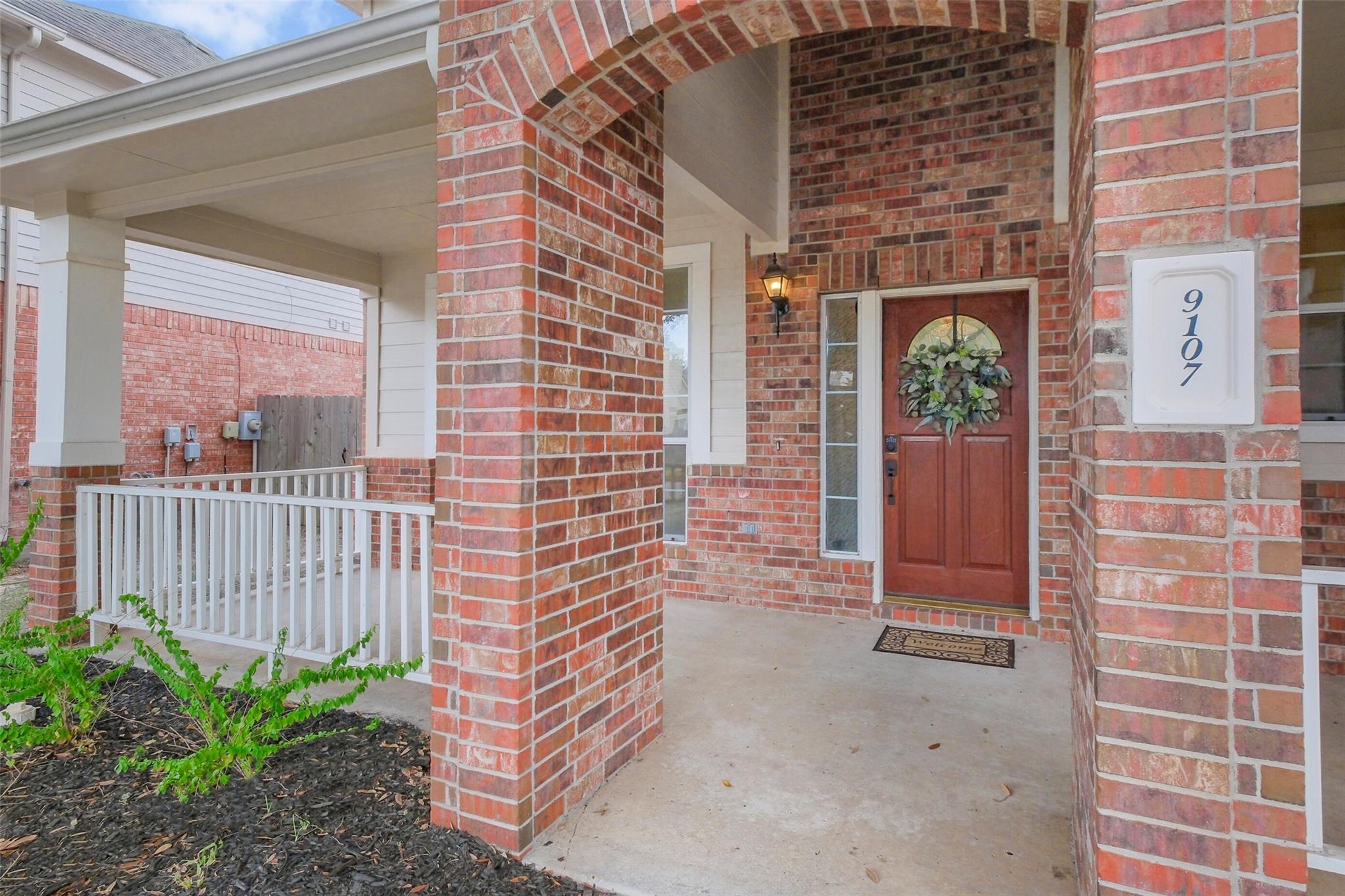 9107 Huckinston Court