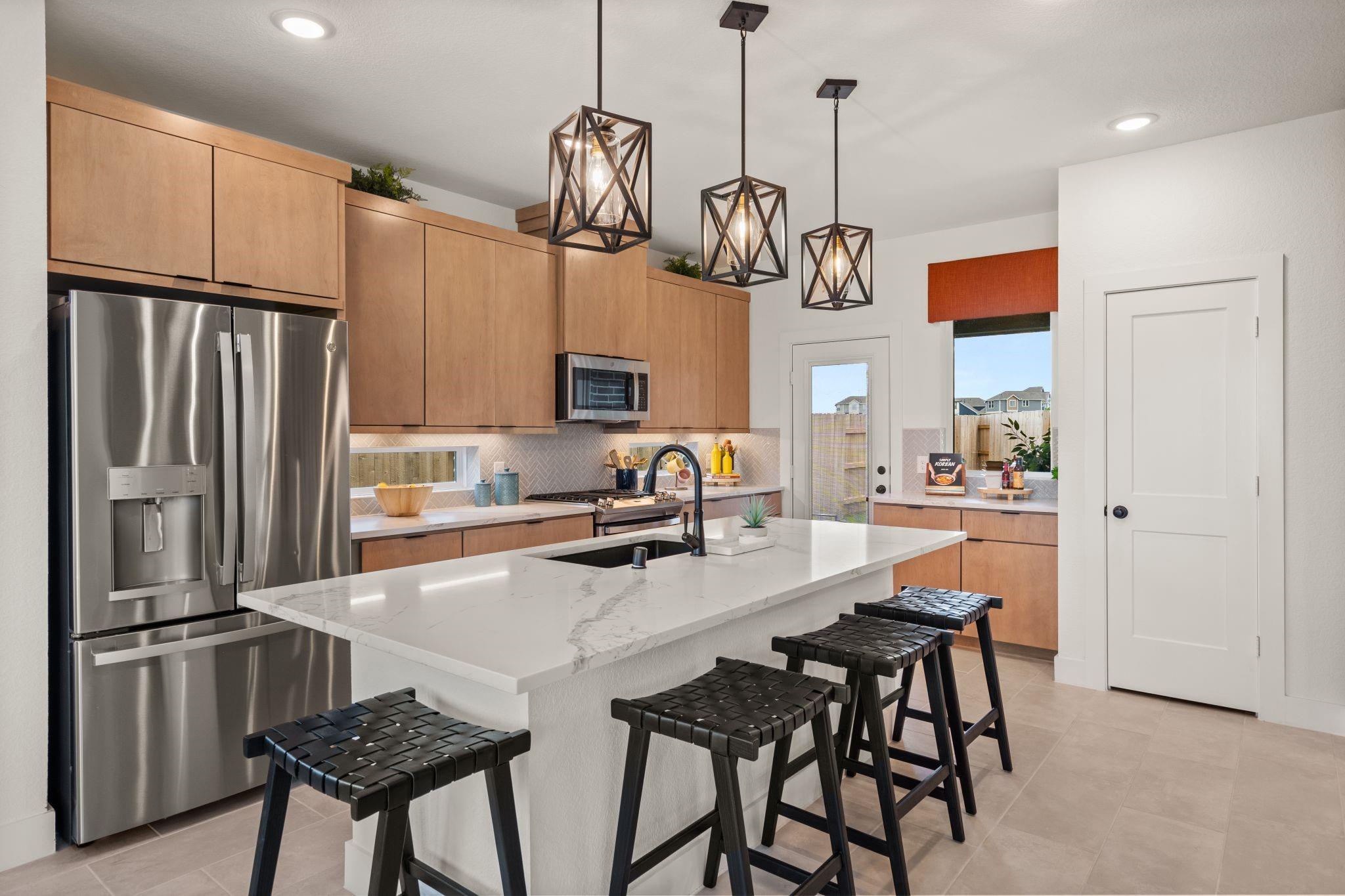 21219 Teal Lovegrass Lane