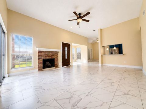 Photo of 11840 Spring Grove Drive, Houston, TX 77099 (MLS # 54810284)