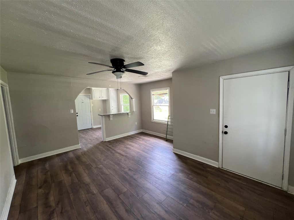Photo of 5034 Rapido Road, Houston, TX 77033 (MLS # 96660248)
