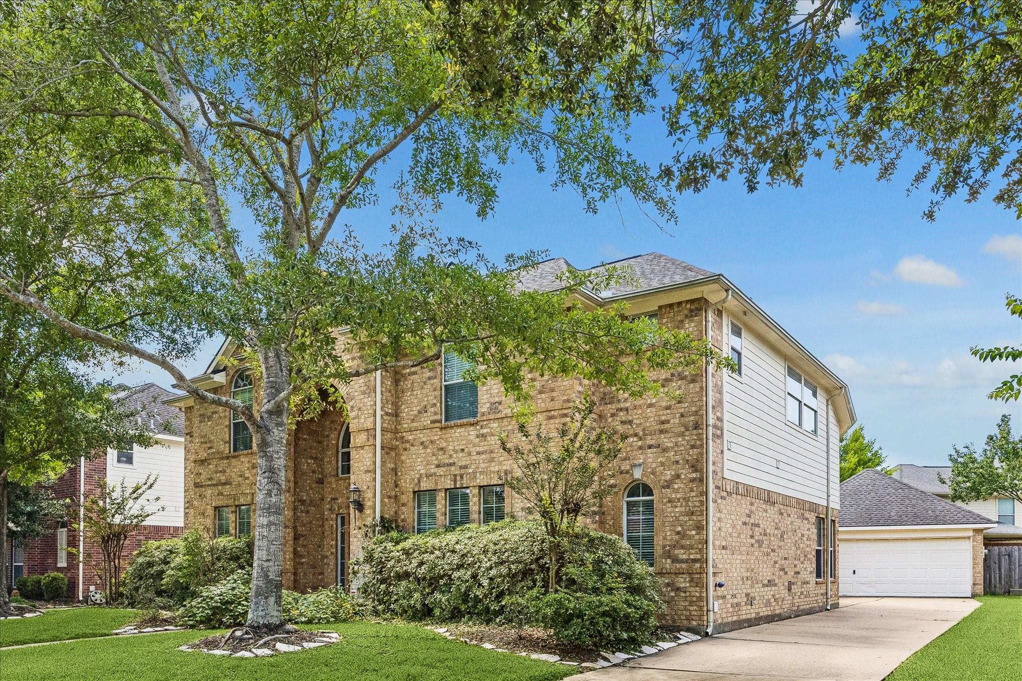 21818 Hidden Falls Court
