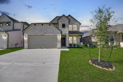 Photo of 12035 Maple Oak Drive Dr, Houston, TX 77066 (MLS # 88732866) Photo of 12035 Maple Oak Drive Dr, Houston, TX 77066 (MLS # 88732866)