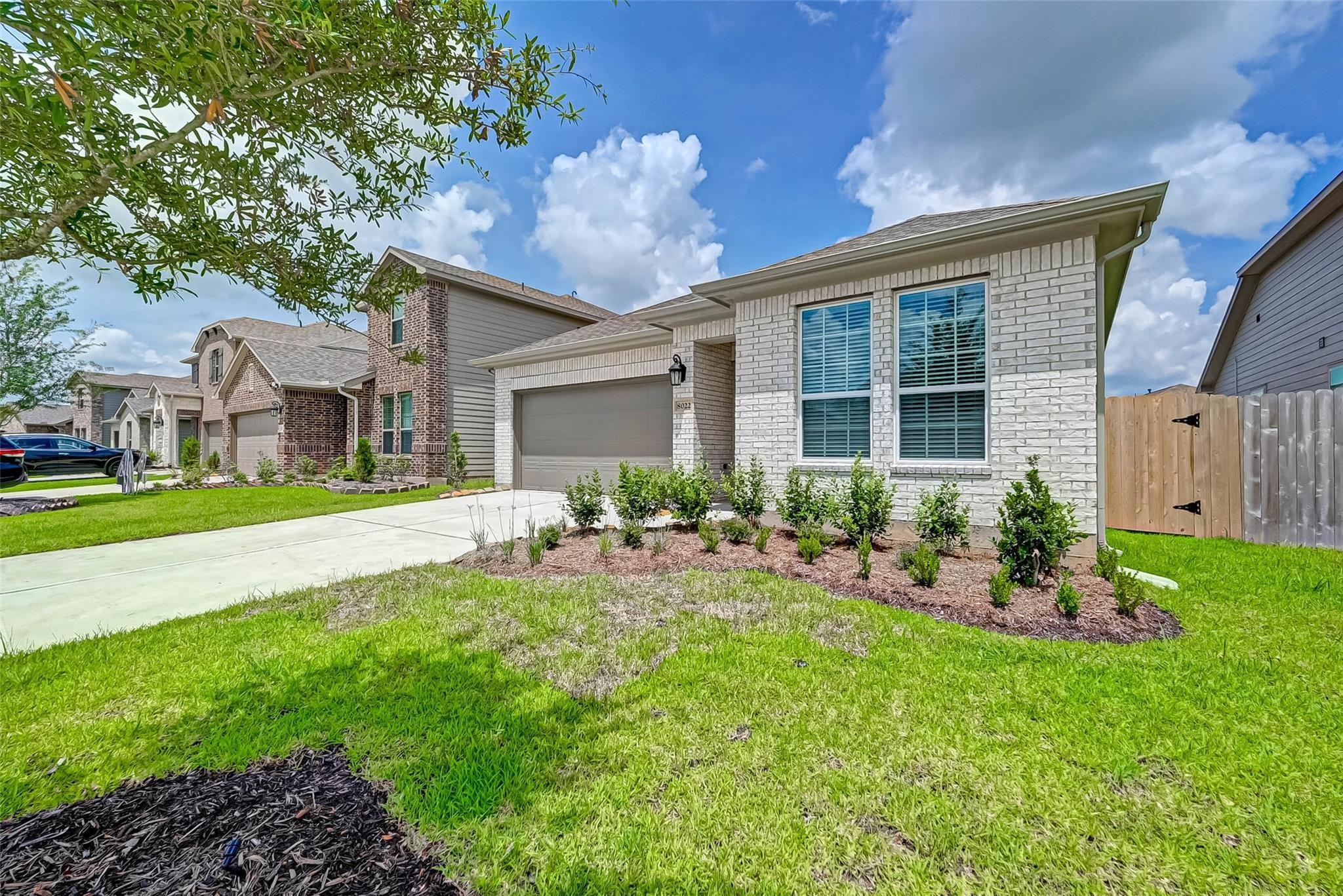 8022 Pinebrook Arbor Court