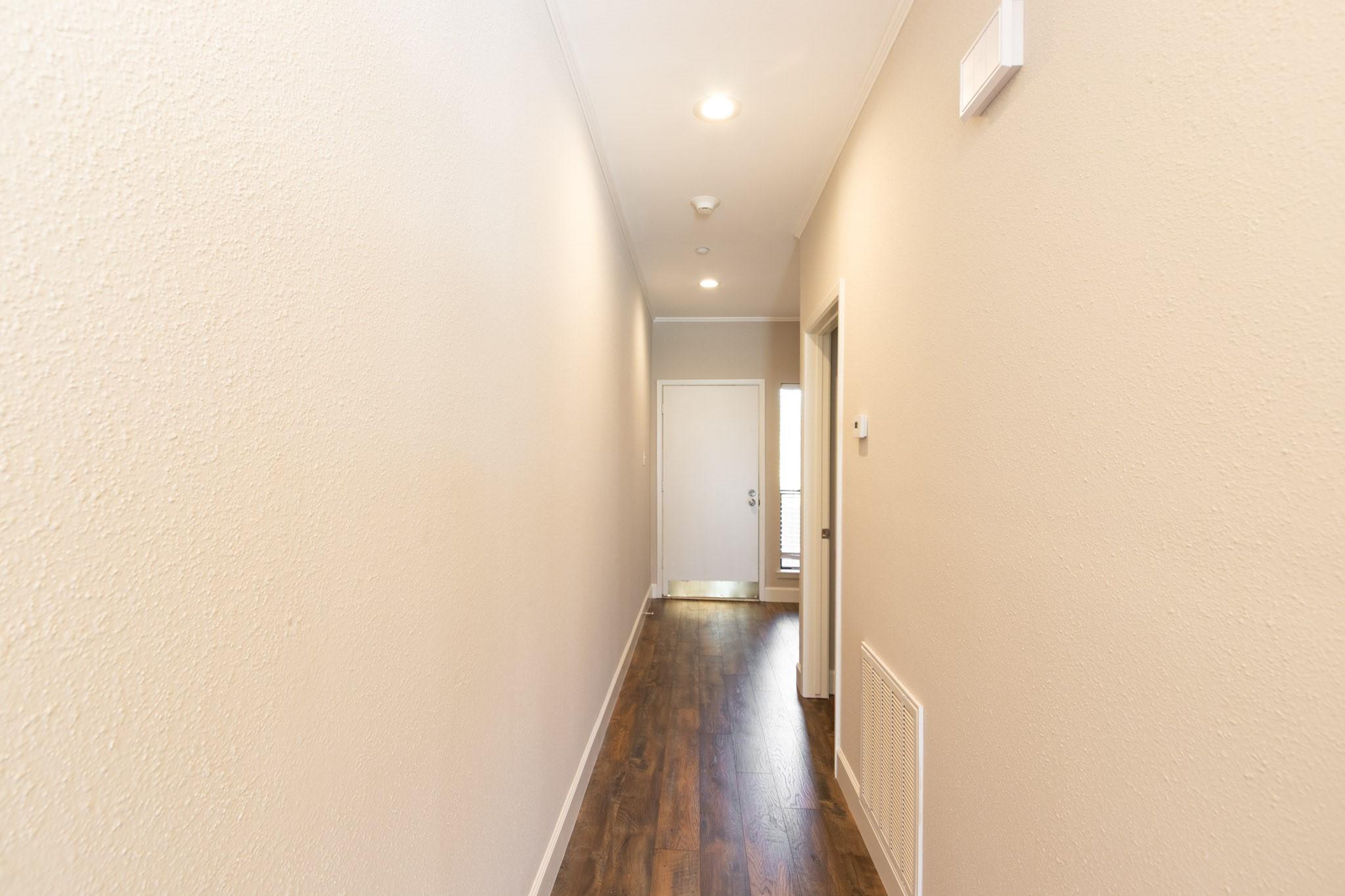 401 Lakeside Lane 111