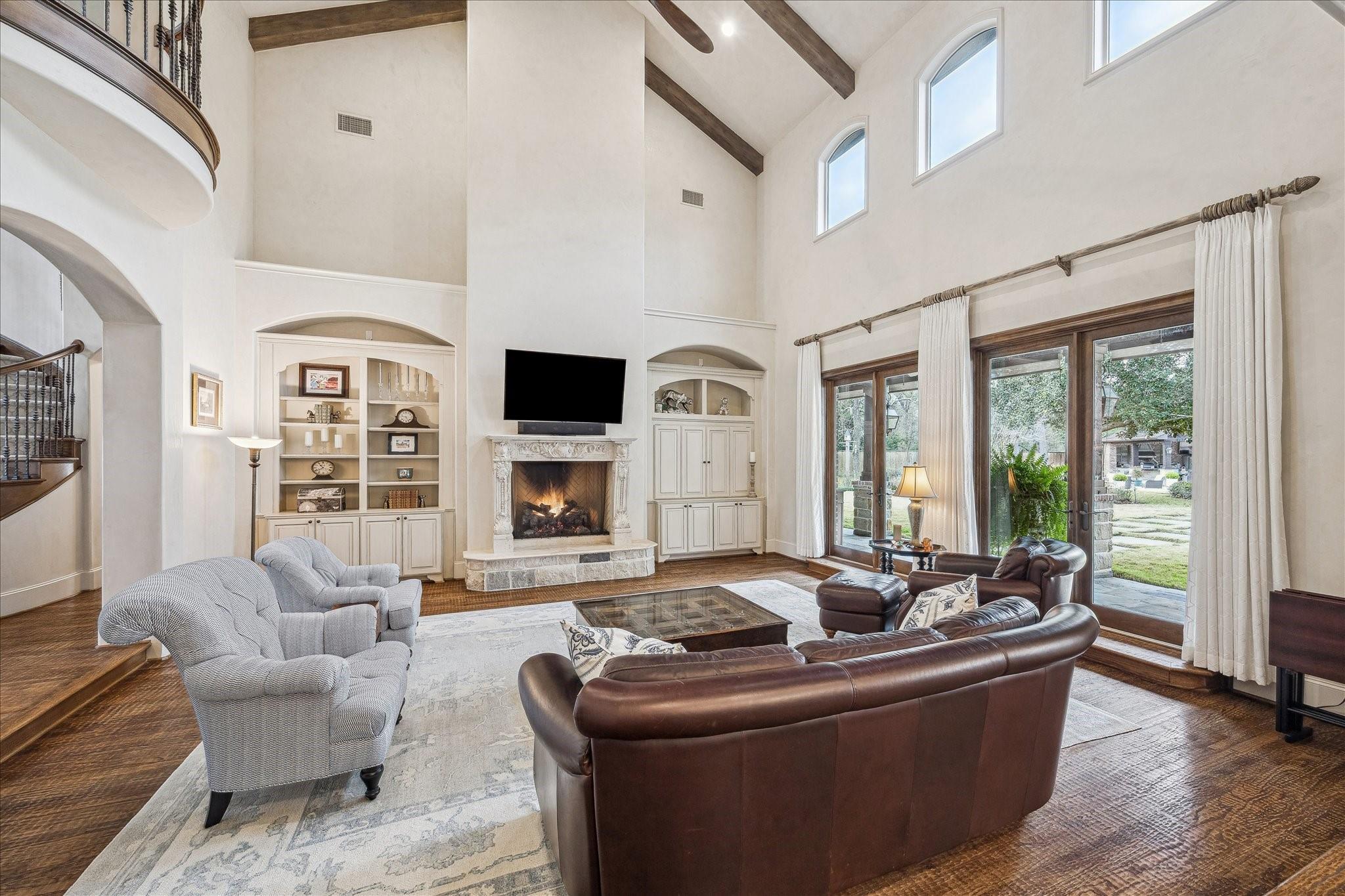 21 W Rivercrest Drive