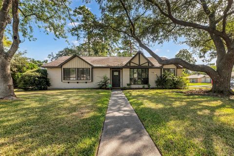 Photo of 23102 Cimber Lane, Spring, TX 77373 (MLS # 25245157)
