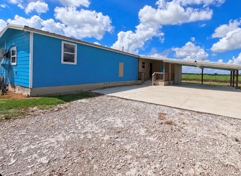 Photo of 138 Blanchard Loop, Danbury, TX 77534 (MLS # 78573755)