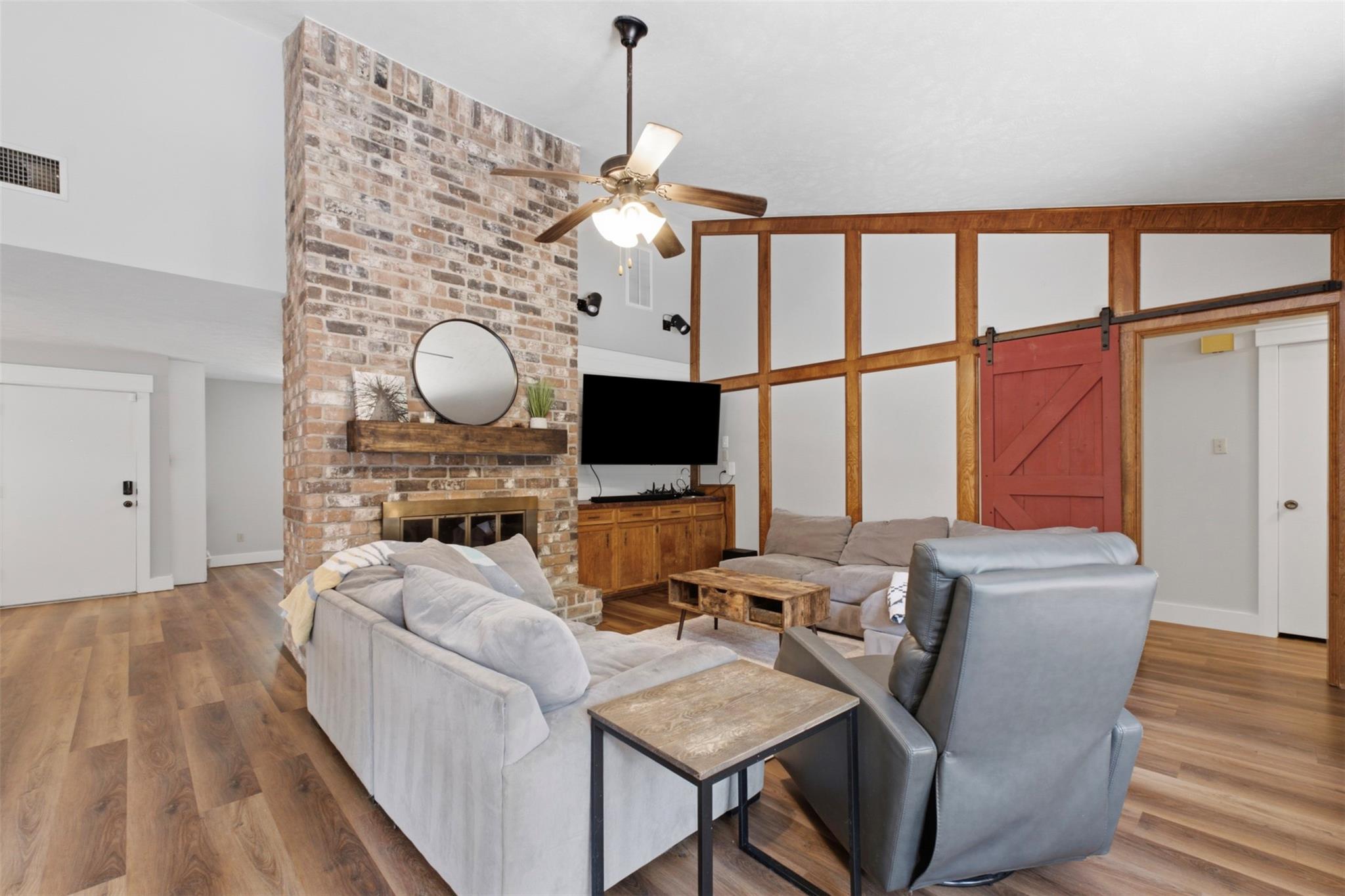 2218 Silver Falls Drive