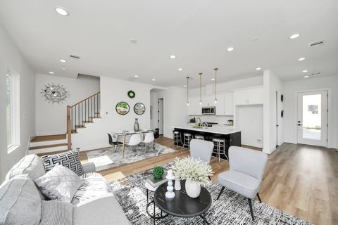 Photo of 2430 Harrington Street, Houston, TX 77026 (MLS # 21470437)