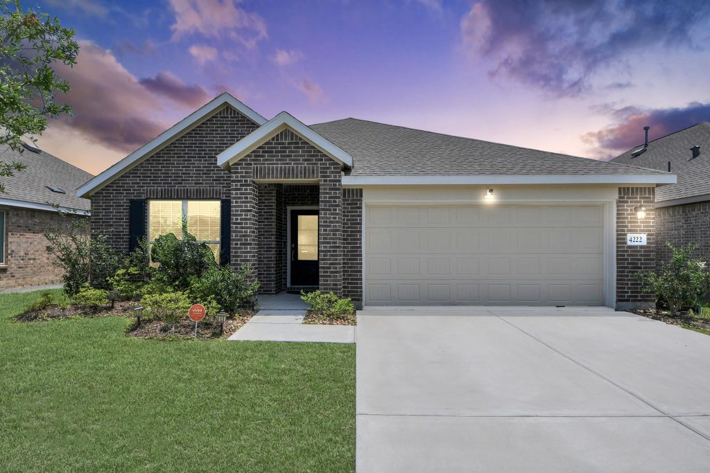 Photo of 4222 Sonora Prairie Trail, Baytown, TX 77521 (MLS # 72834366)