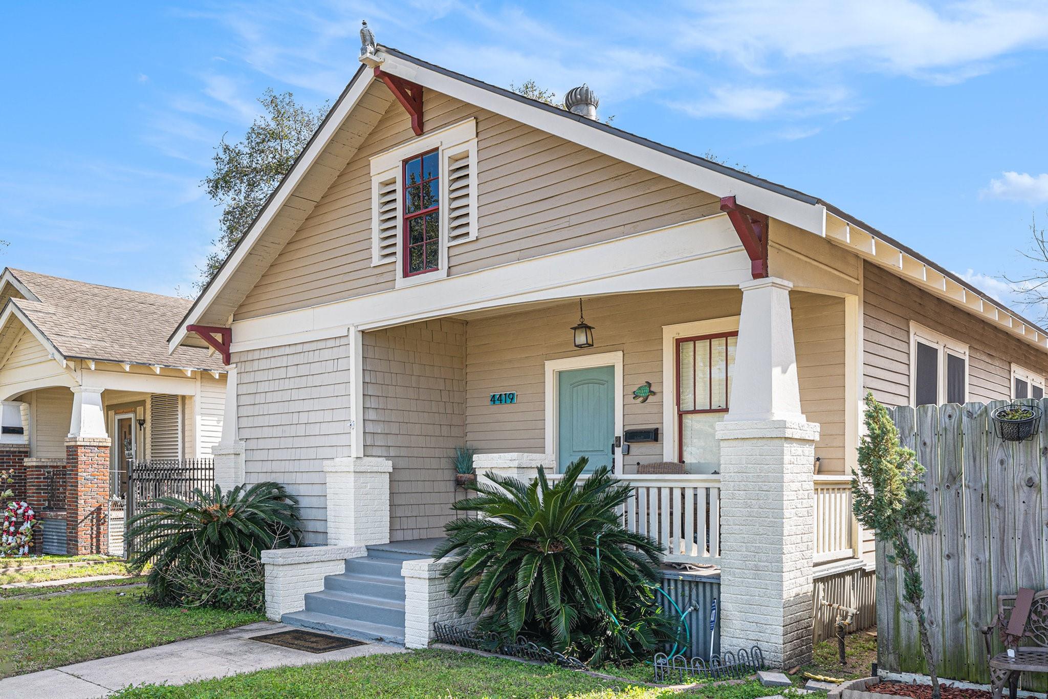 4419 Avenue Q 1/2