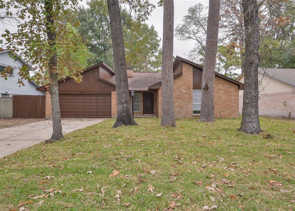 Photo of 2075 Little Cedar Drive, Houston, TX 77339 (MLS # 42987595)