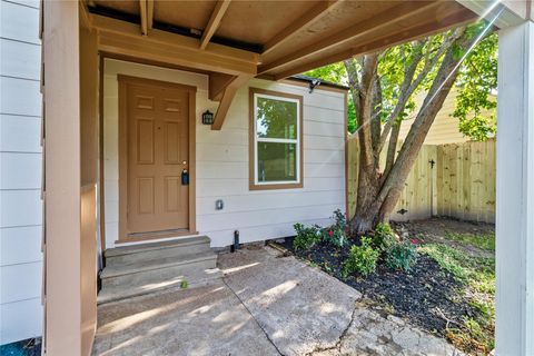 Tiny photo for 807 Aron Street, Baytown, TX 77520 (MLS # 21707383)