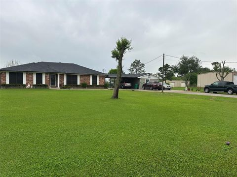 Homes For Sale - 4060 Dubuque Parkway<br/> Iowa Colony, TX 77583