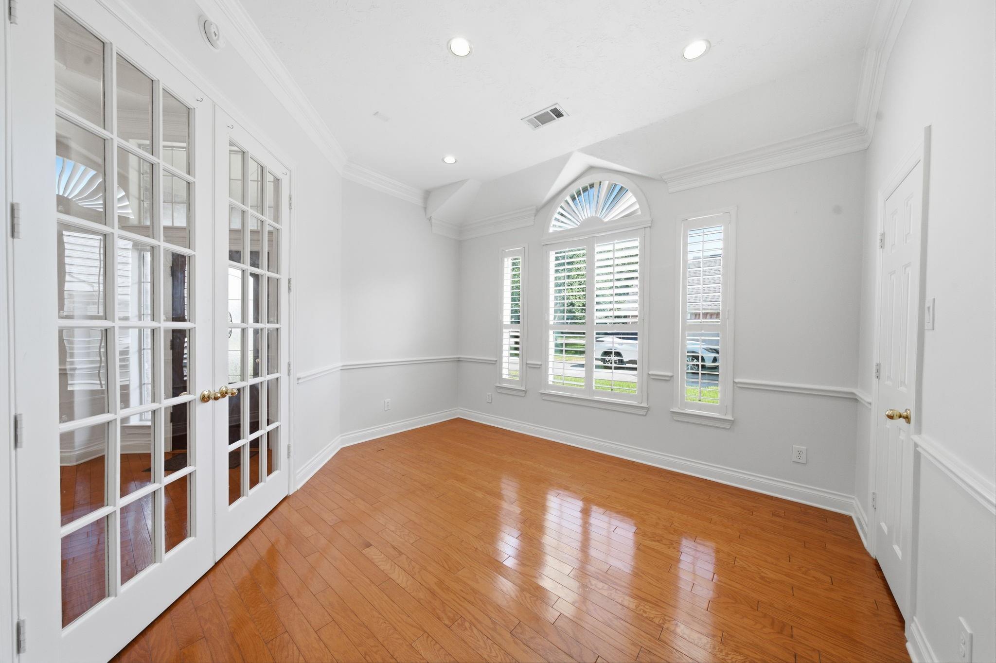 1227 Wellshire Drive