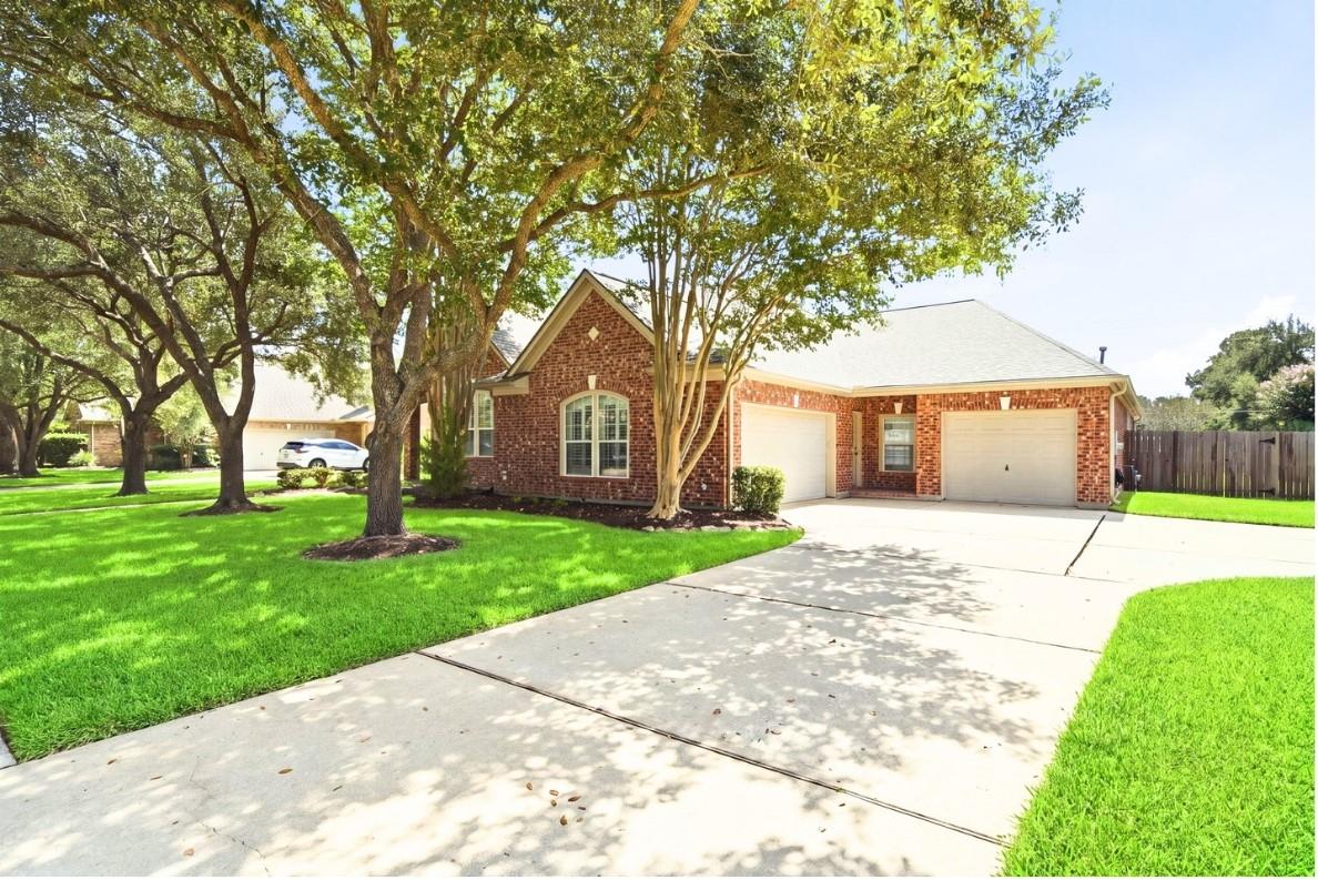 1227 Wellshire Drive