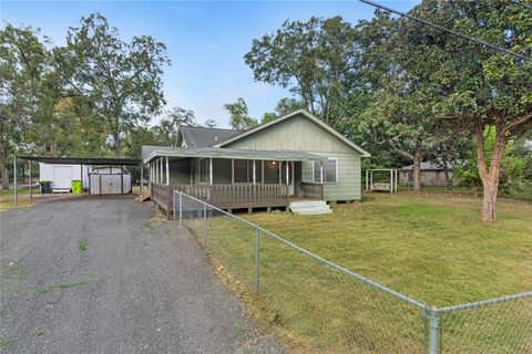 Photo of 615 Riveredge Drive, Richmond, TX 77406 (MLS # 60488252)