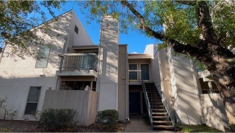 Photo of 7900 N Stadium Drive #84, Houston, TX 77030 (MLS # 92178865)