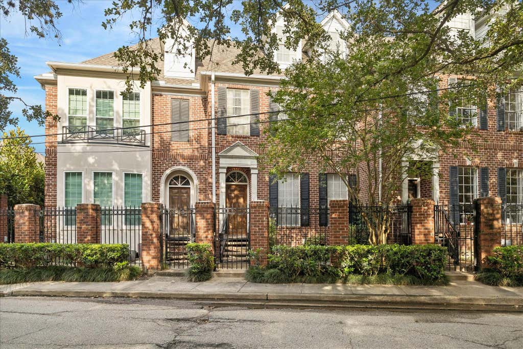 Photo of 6845 Staffordshire Boulevard, Houston, TX 77030 (MLS # 39236797)