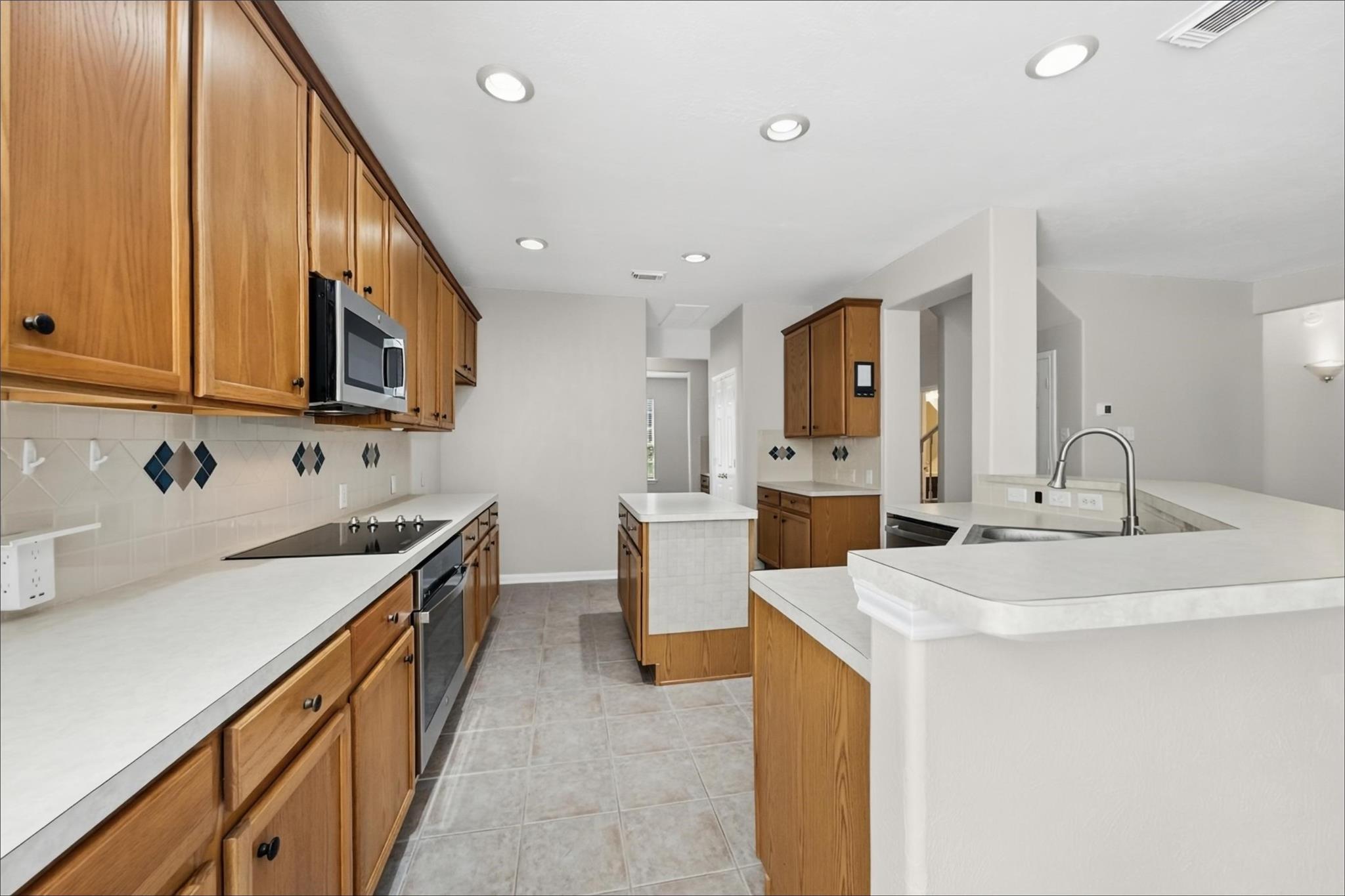 2523 Silent Shore Court