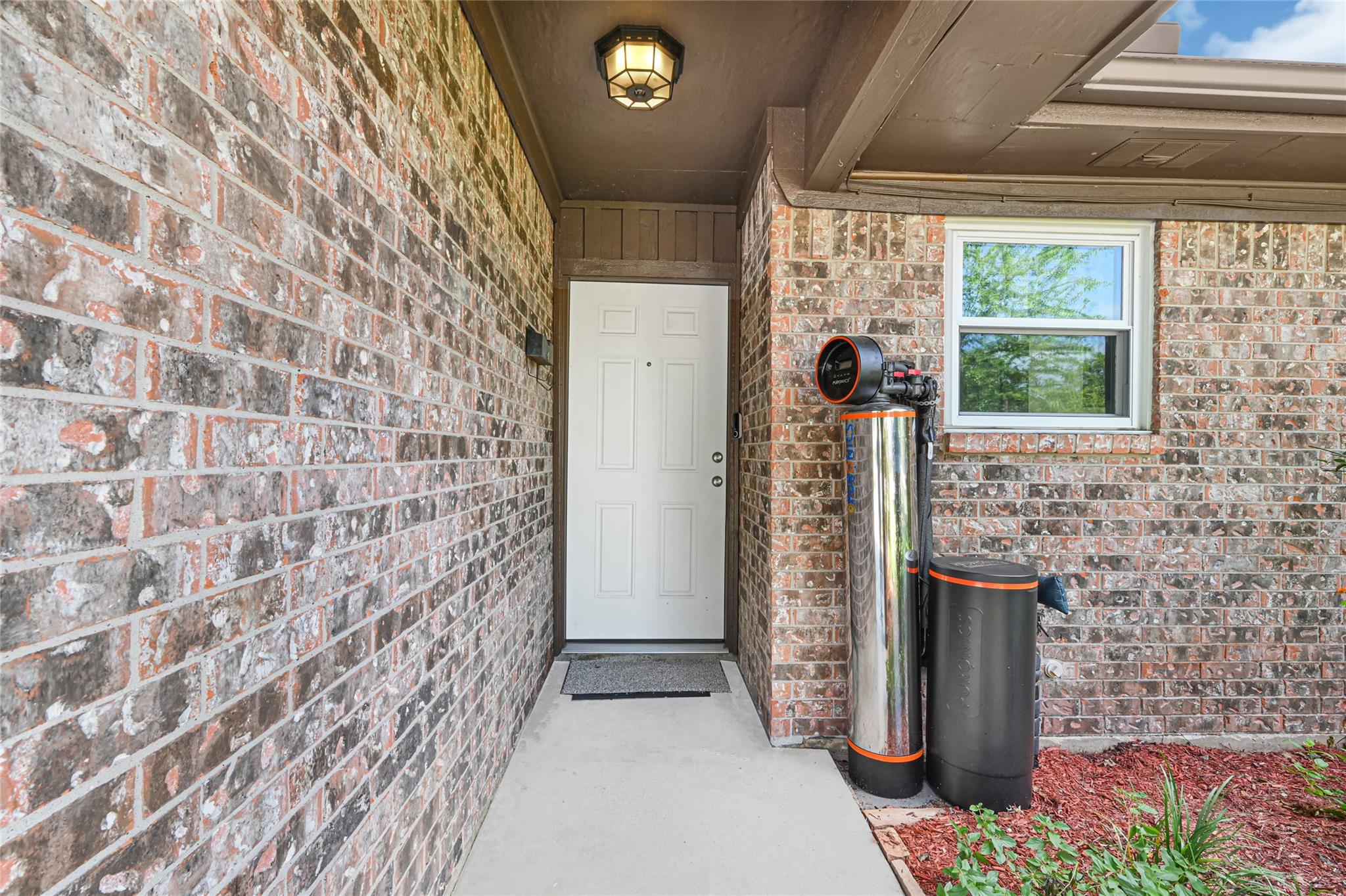 2509 Pearland Avenue
