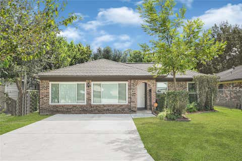 Photo of 2509 Pearland Avenue, Pearland, TX 77581 (MLS # 54010851)
