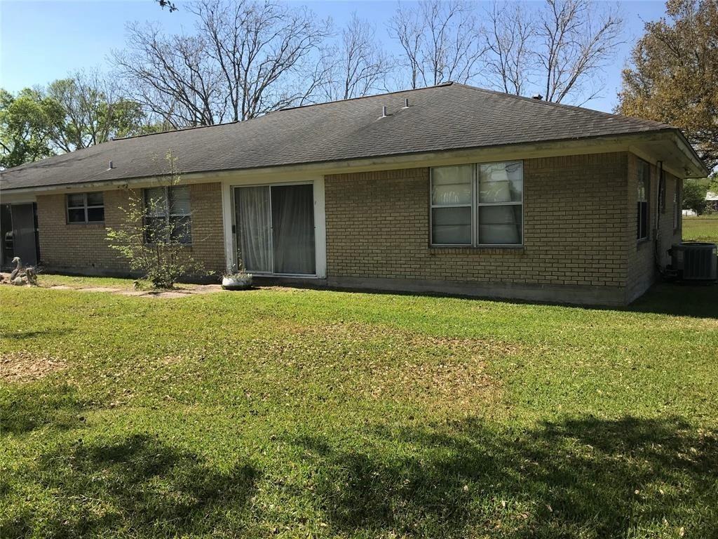 8002 County Road 172