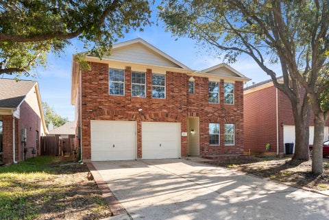 Homes For Sale - 20210 Cypresswood Glen<br/> Spring, TX 77373