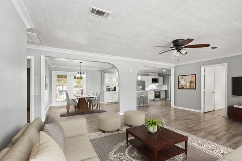 Photo of 180 Butler Drive, Cleveland, TX 77328 (MLS # 42580656)