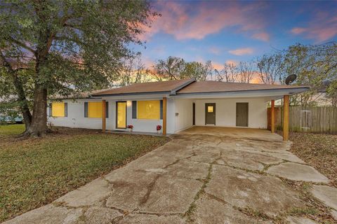 Photo of 1314 Hooks Street, Crockett, TX 75835 (MLS # 73444530)