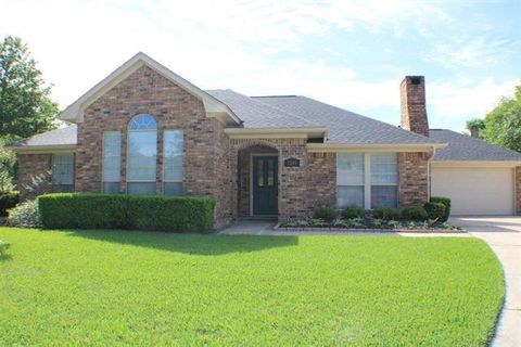 Photo of 5245 Timberline Lane, Beaumont, TX 77706 (MLS # 67194511)