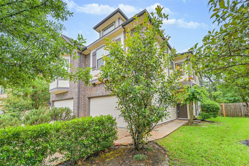 Photo of 18523 Triana Bend Lane, Humble, TX 77346 (MLS # 64885162)