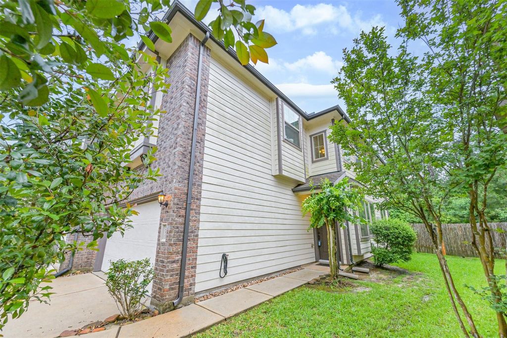 Photo of 18523 Triana Bend Lane, Humble, TX 77346 (MLS # 64885162)