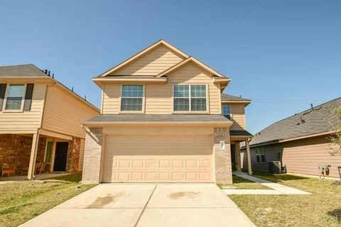 Photo of 21807 S Werrington Way, Houston, TX 77073 (MLS # 38897832) Photo of 21807 S Werrington Way, Houston, TX 77073 (MLS # 38897832)