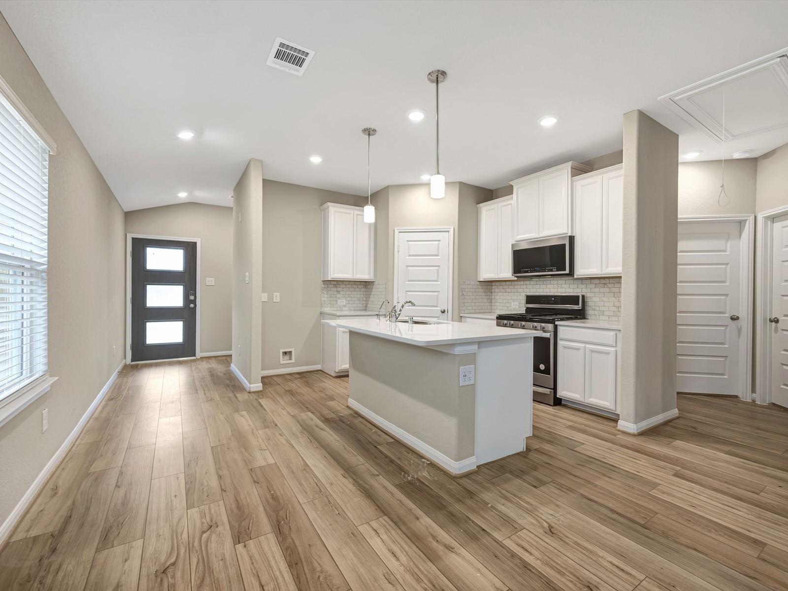 6805 Hart Oak Court