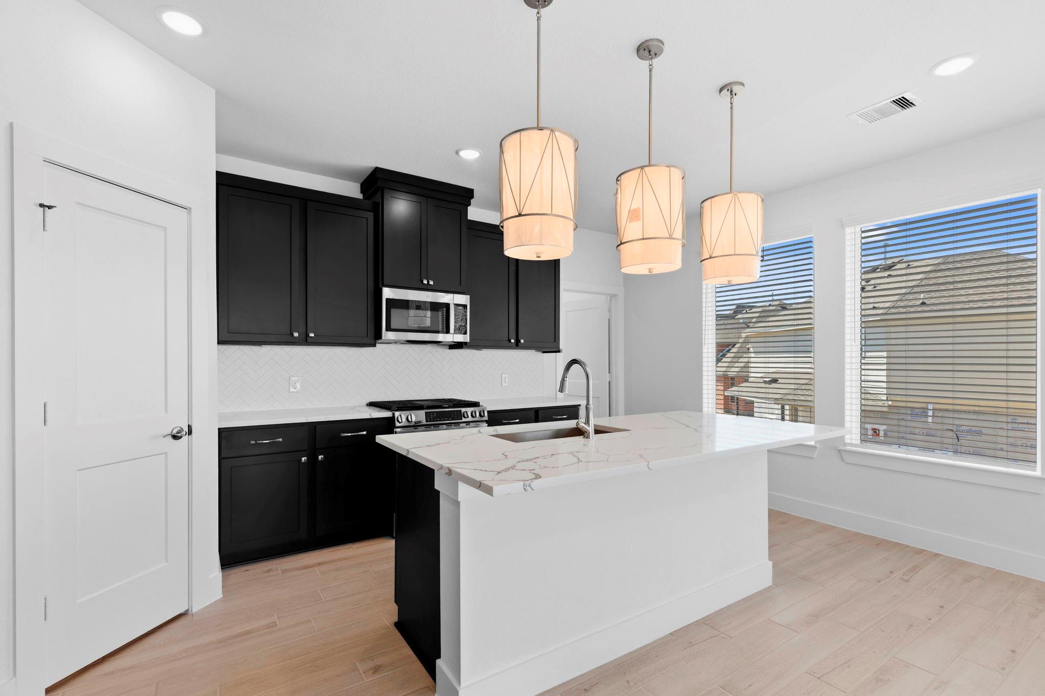 10802 Day Jassamine Way