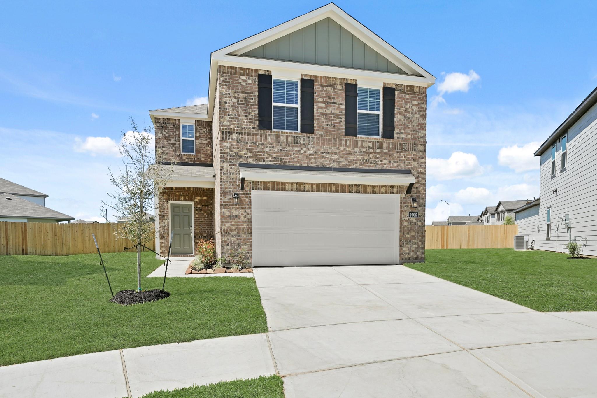 4006 Crowning Court