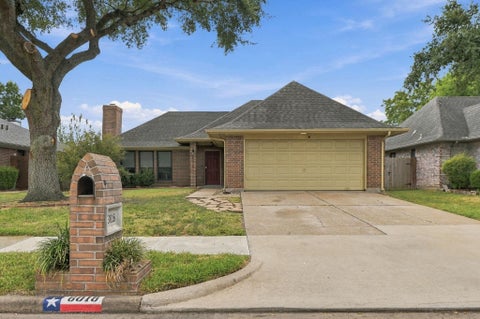 Photo of 6018 Dee Drive, Pasadena, TX 77505 (MLS # 10795855)