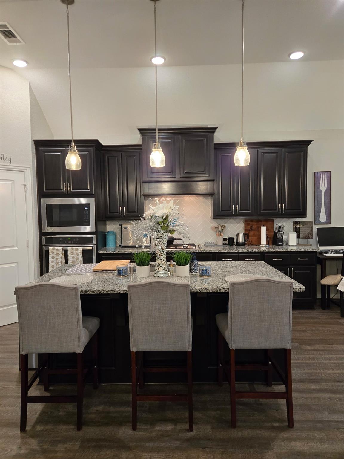 710 Suncatcher Circle