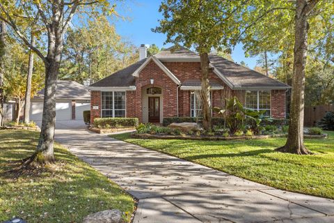 Photo of 3 Belcarra Place, The Woodlands, TX 77382 (MLS # 10728559)