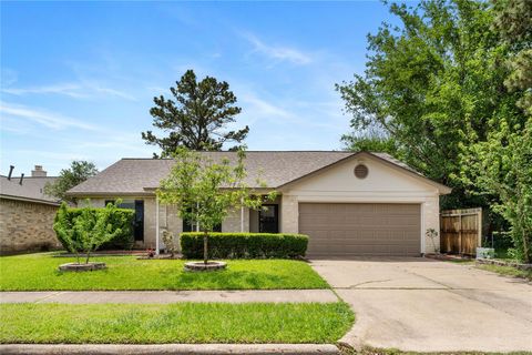 Photo of 8219 Winding Meadow Court, Houston, TX 77040 (MLS # 71866237)