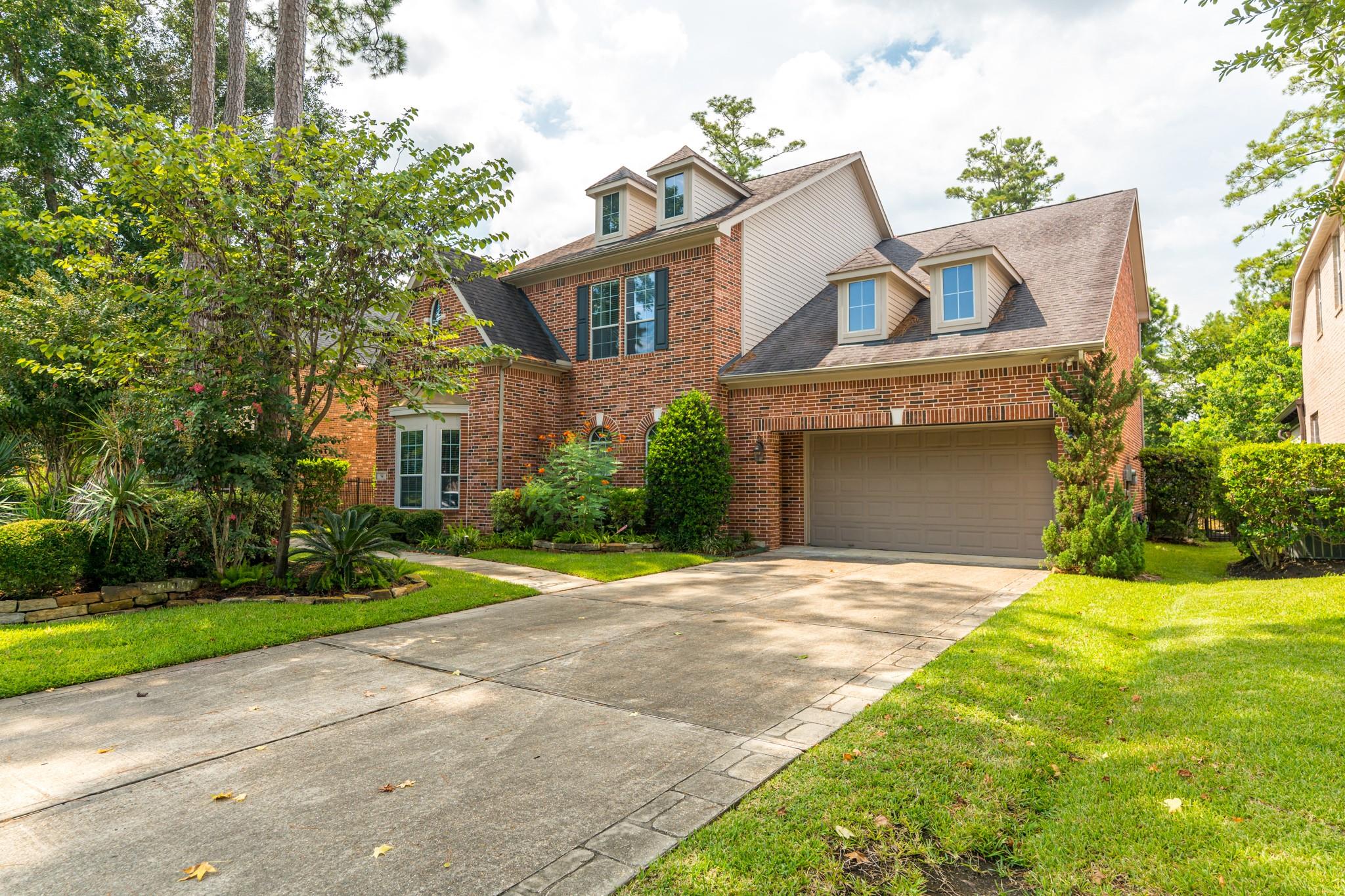 54 N Veilwood Circle