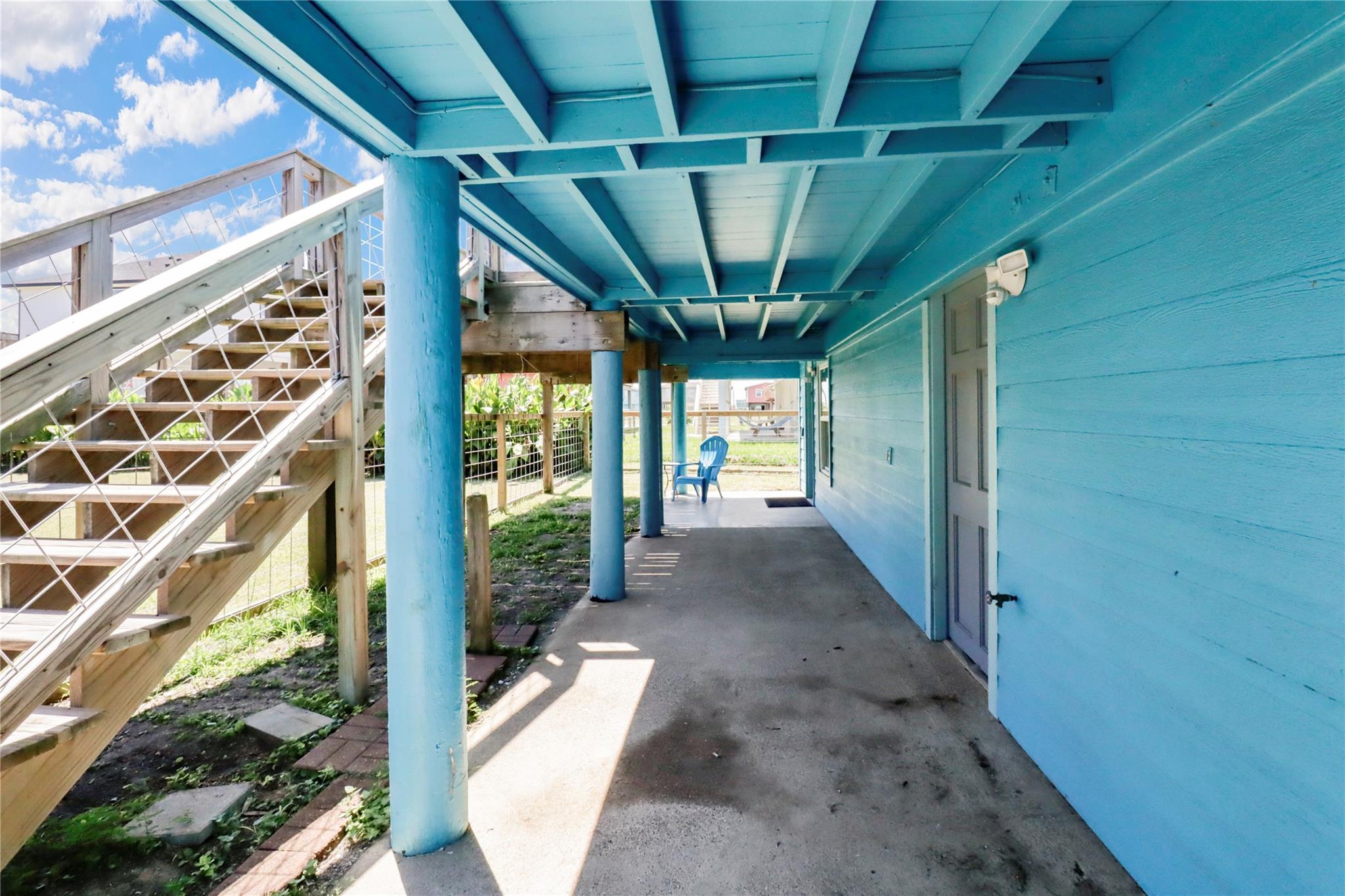 315 Coral Court