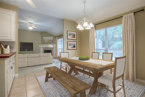 Tiny photo for 2115 Greentree Drive, Huntsville, TX 77340 (MLS # 89635569)