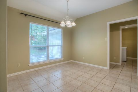 Tiny photo for 2115 Greentree Drive, Huntsville, TX 77340 (MLS # 89635569)
