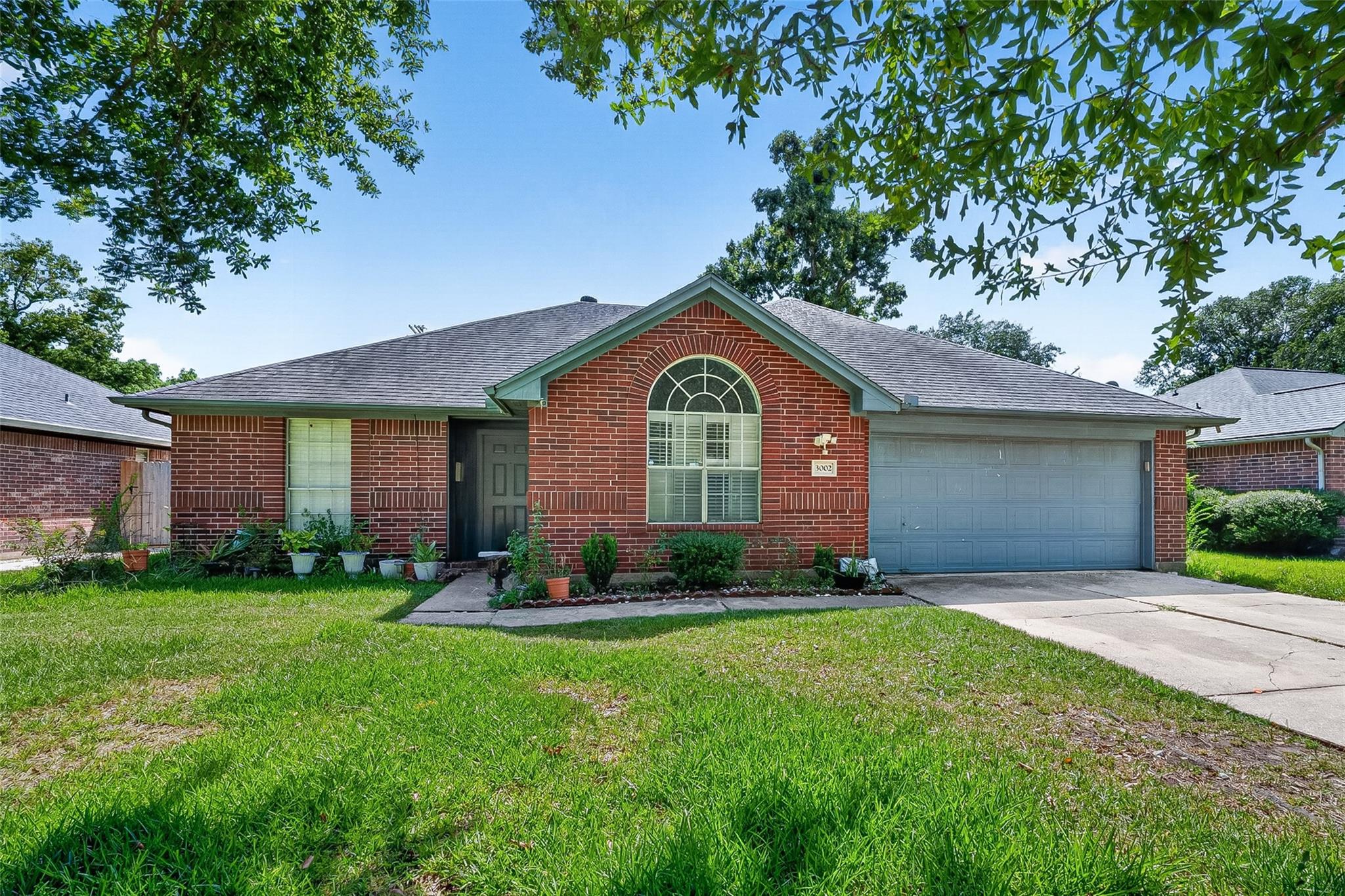 3002 Overland Trail