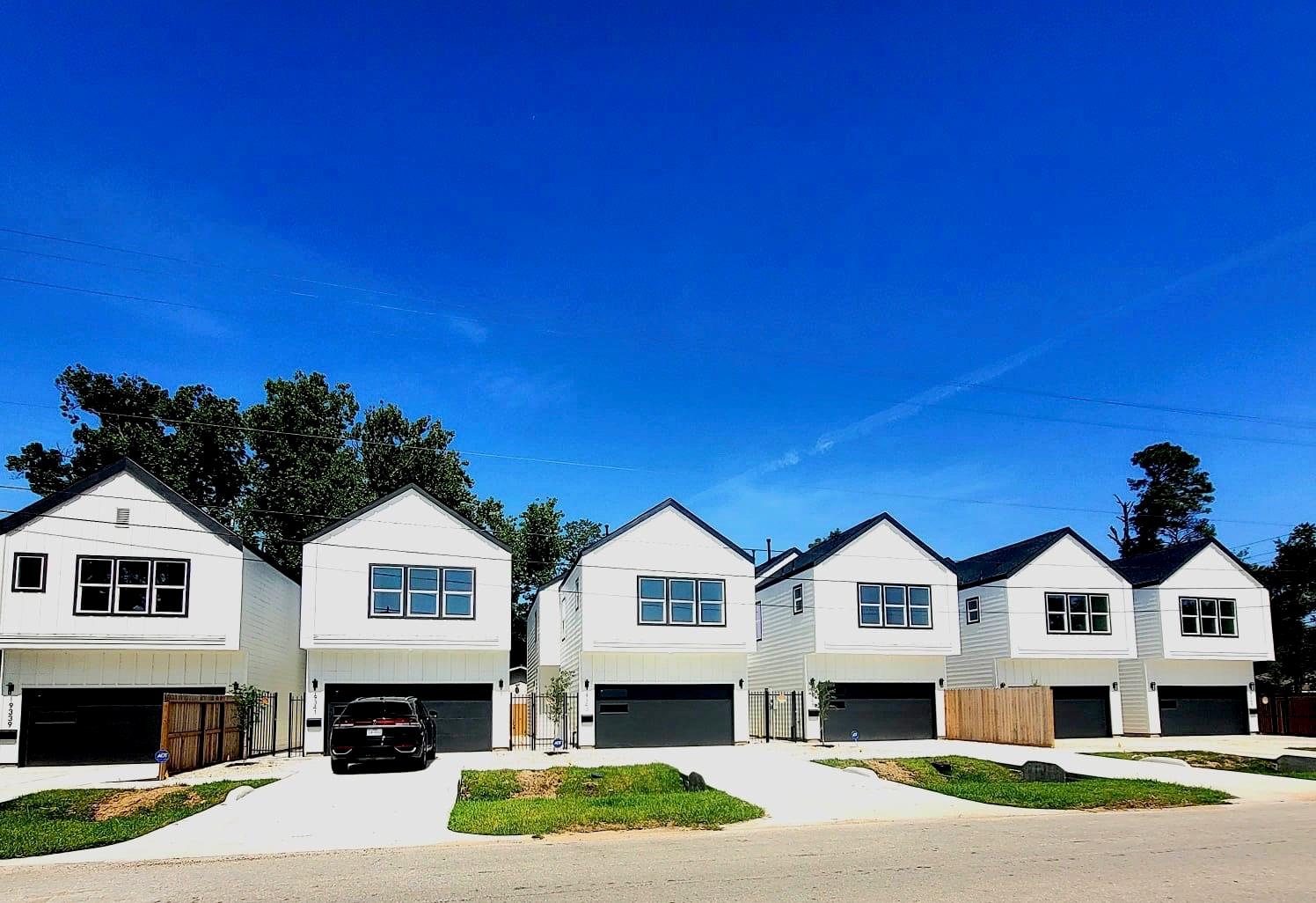 9345 Lavender Street